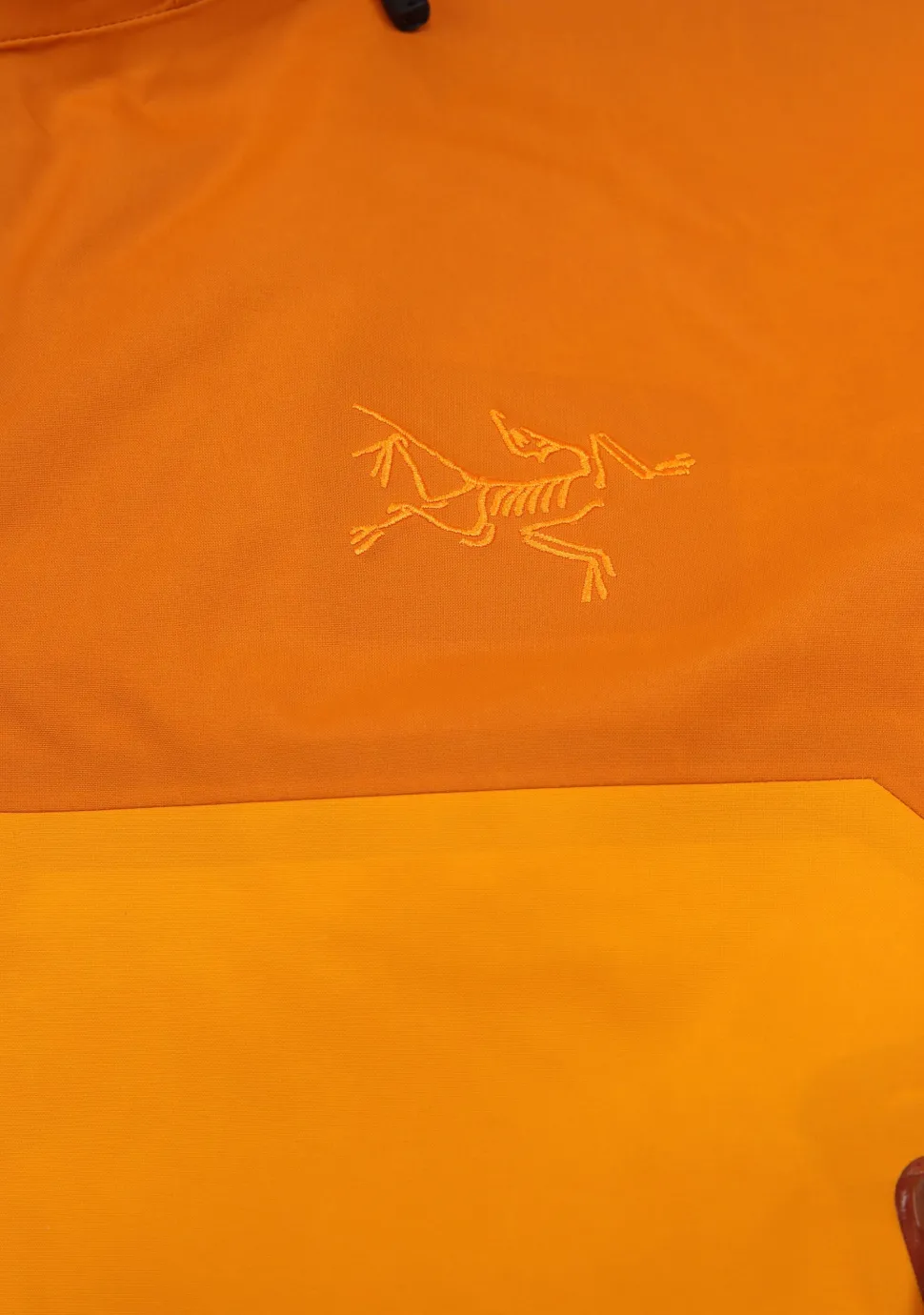ARC'TERYX SHELL JACKET
