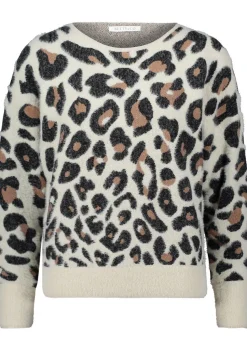 BETTY & CO TRUI