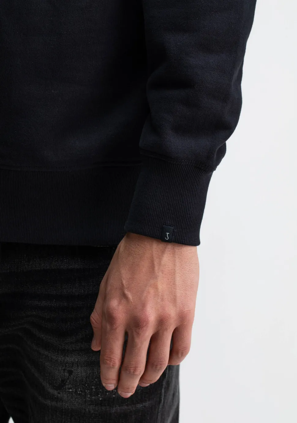 BUTCHER OF BLUE SWEATER