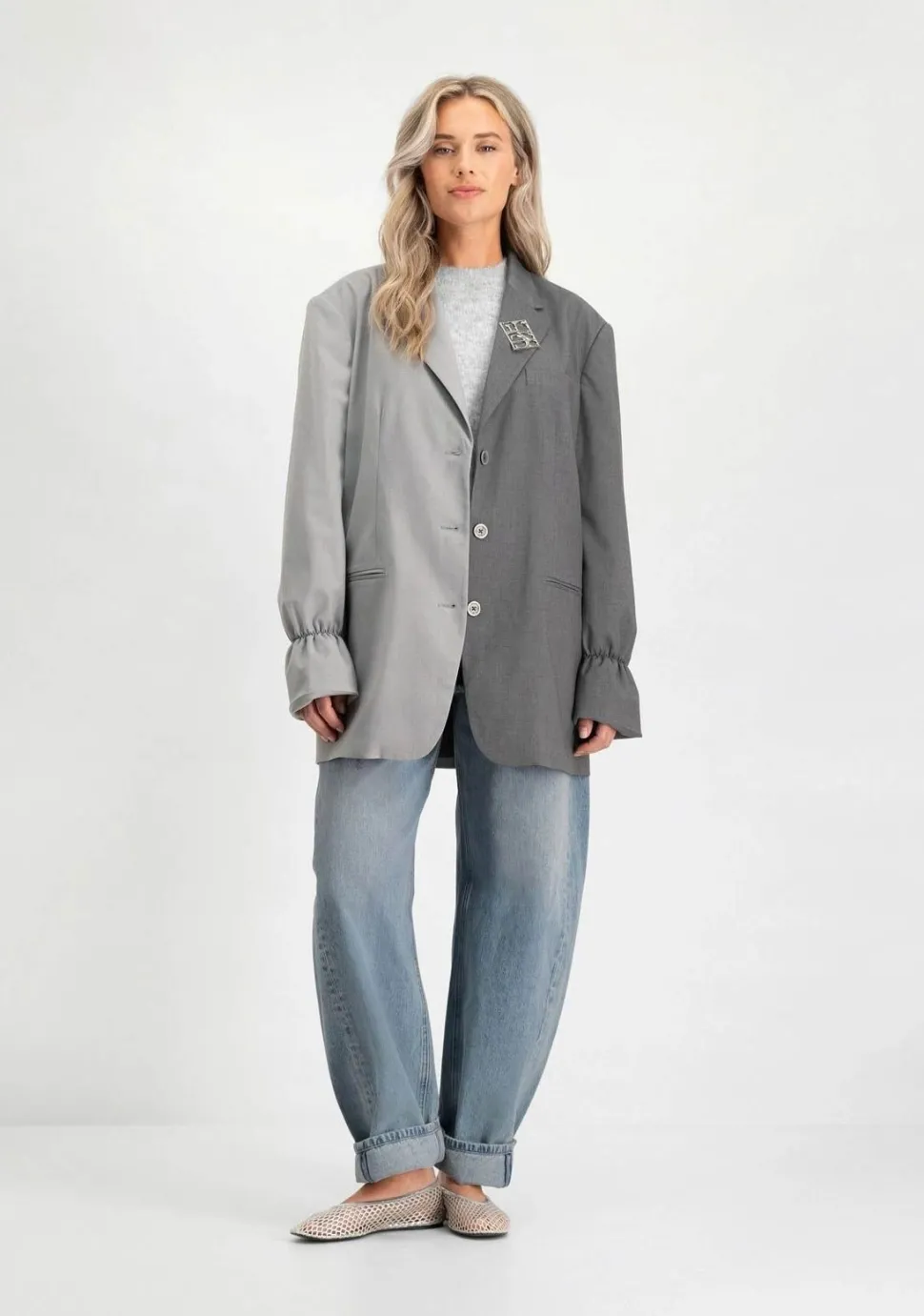 CIRCLE OF TRUST BLAZER