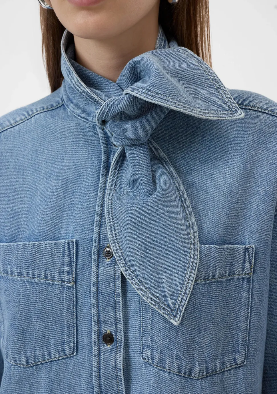 CLOSED BLOUSE