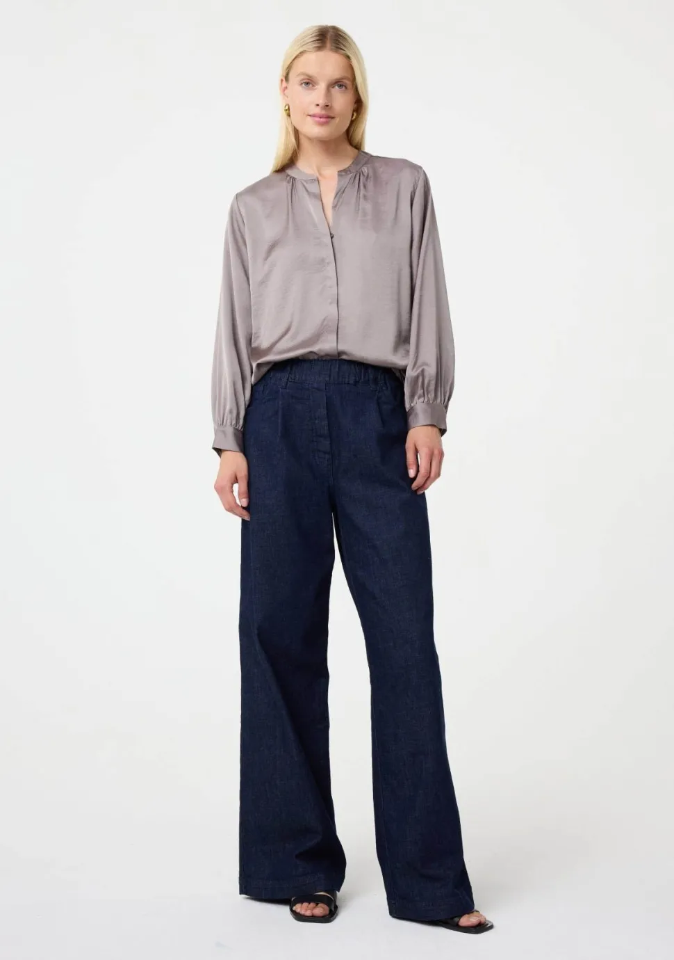 KNIT-TED BLOUSE