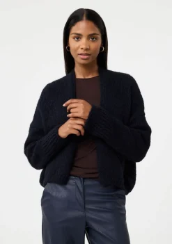 KNIT-TED VEST