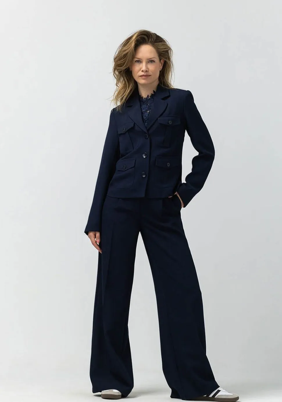 LABEL DOT BLAZER