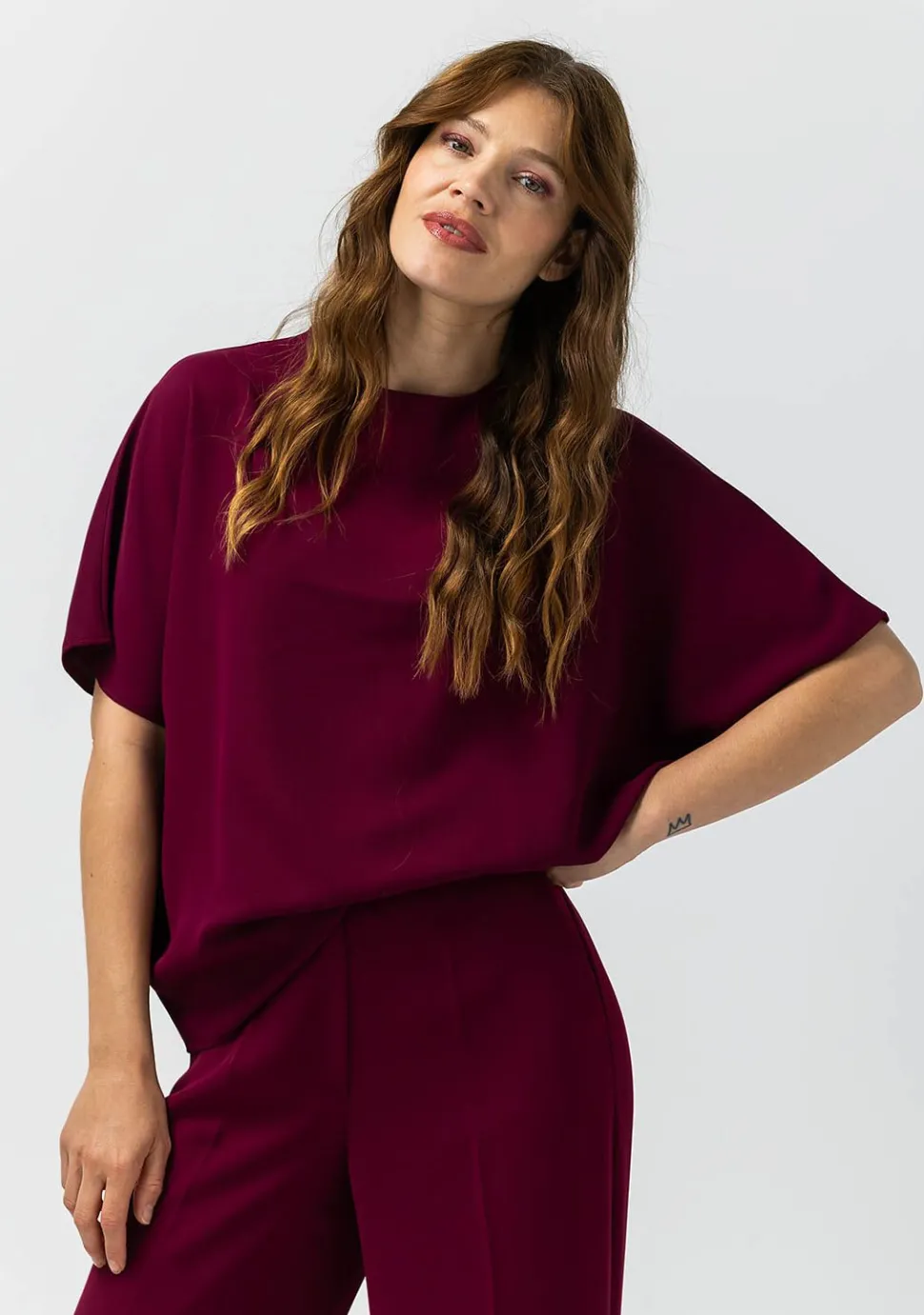 LABEL DOT BLOUSE