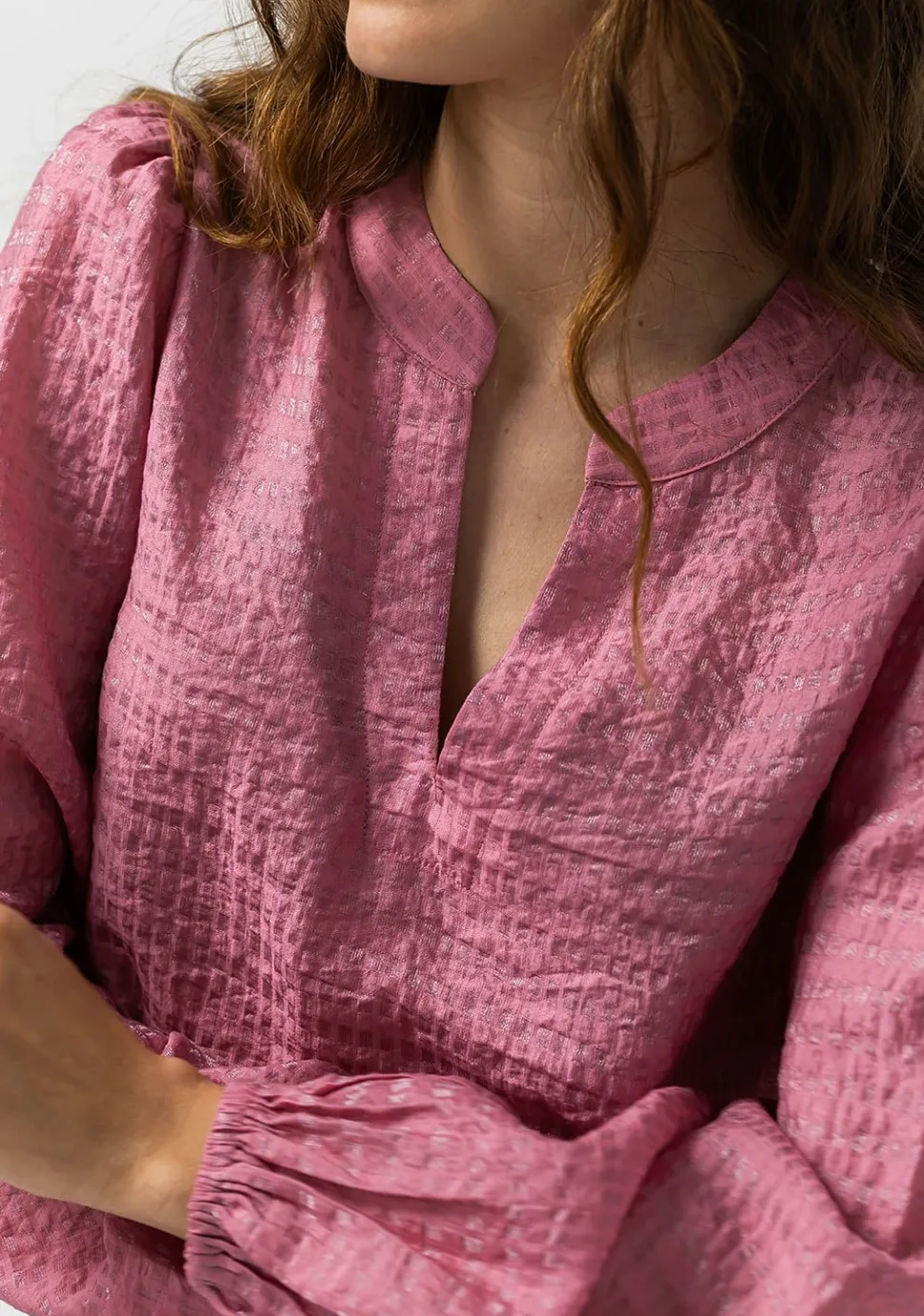 LABEL DOT BLOUSE