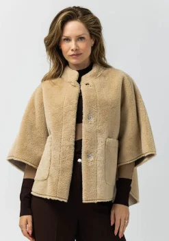 LABEL DOT PONCHO