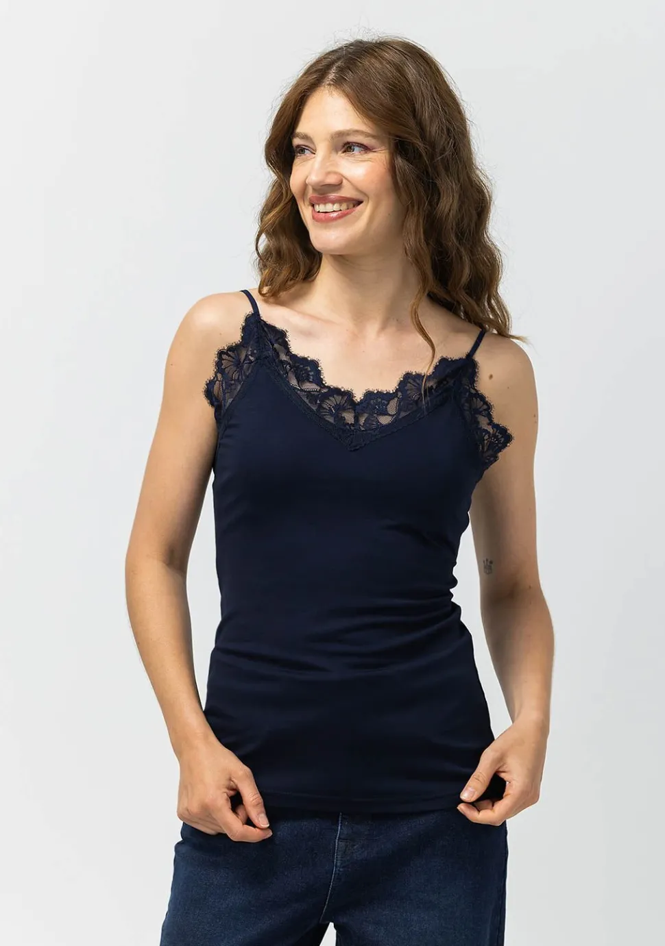 LABEL DOT TOP