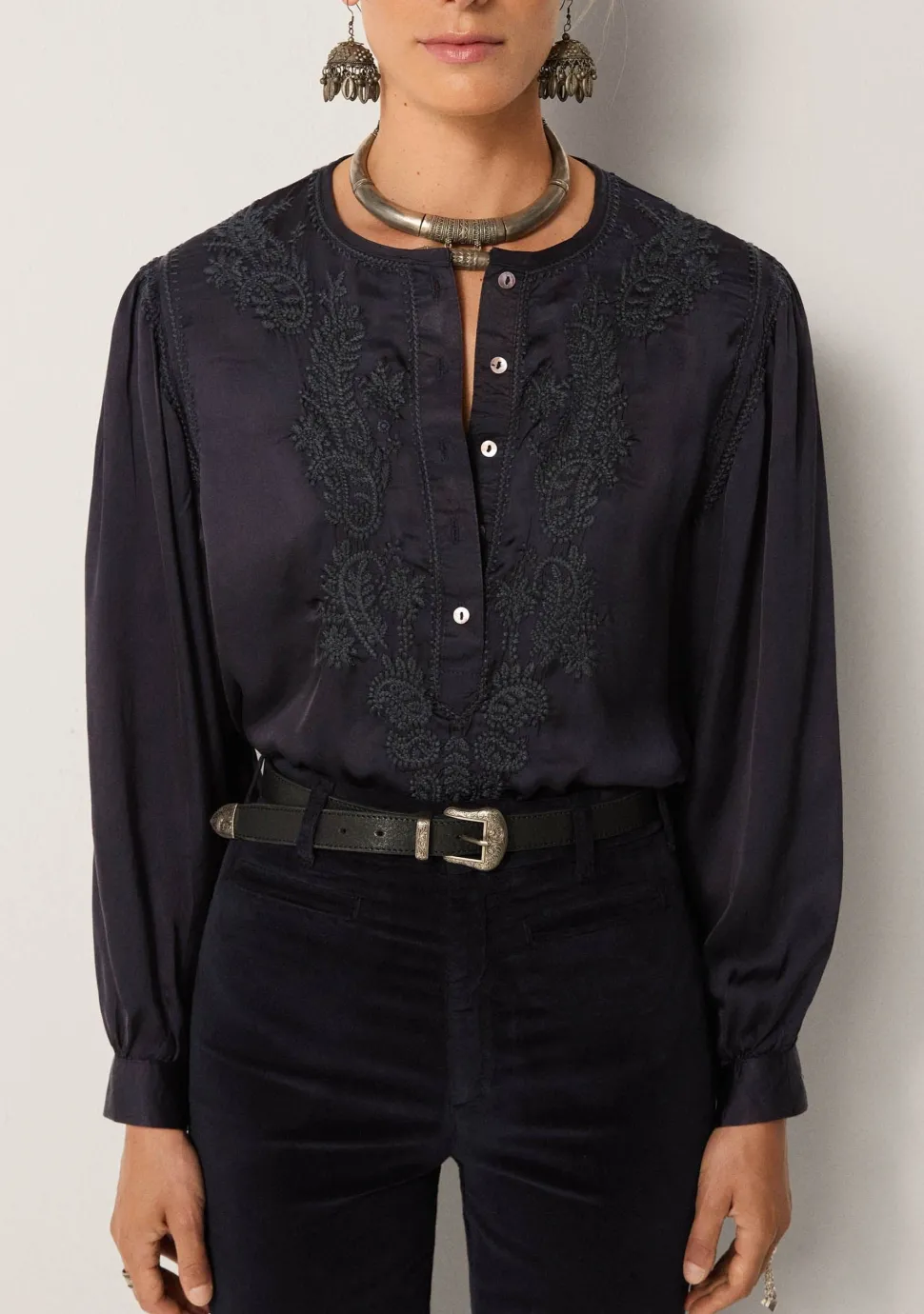 MAISON HOTEL BLOUSE