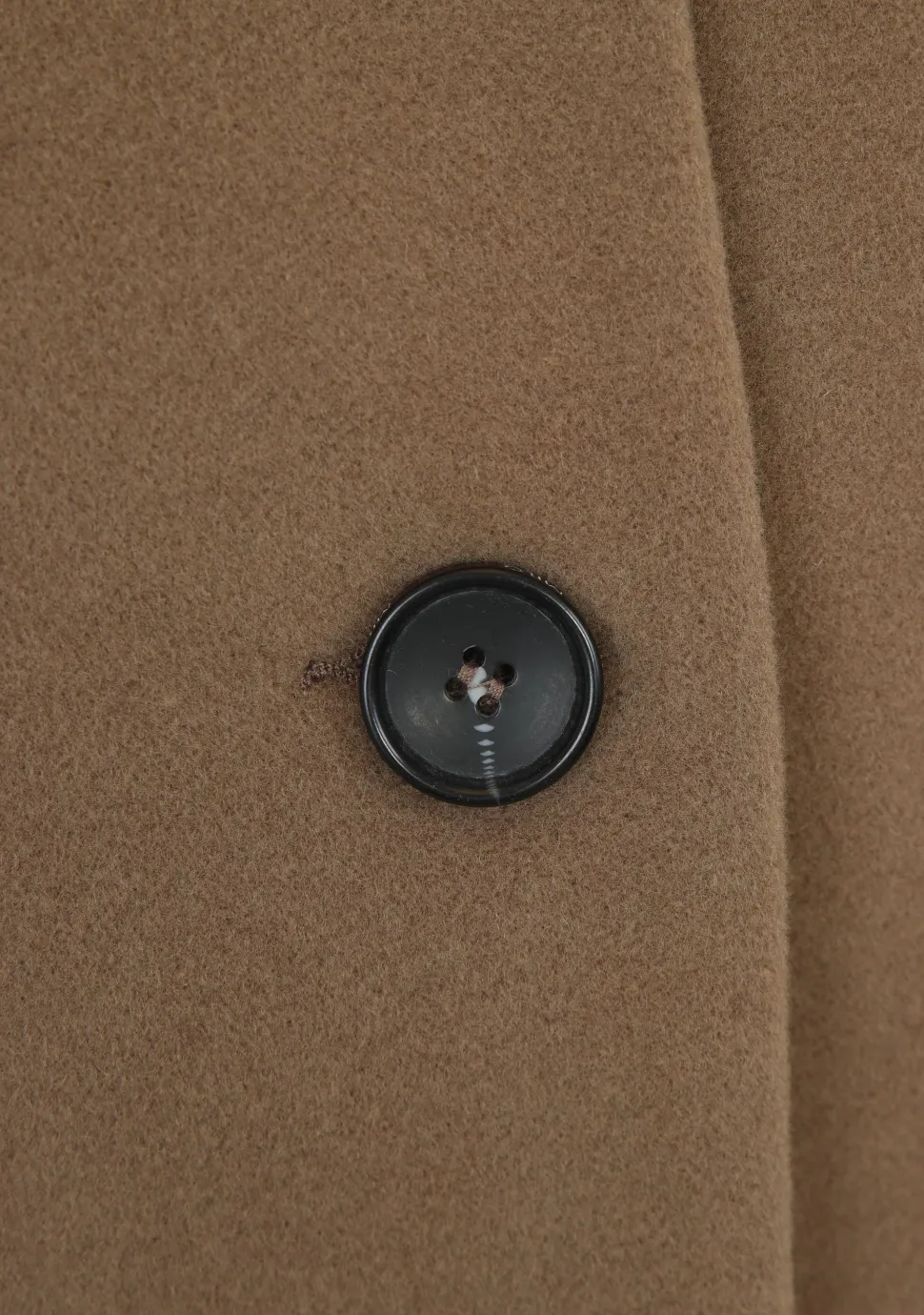 MILO COATS MANTEL