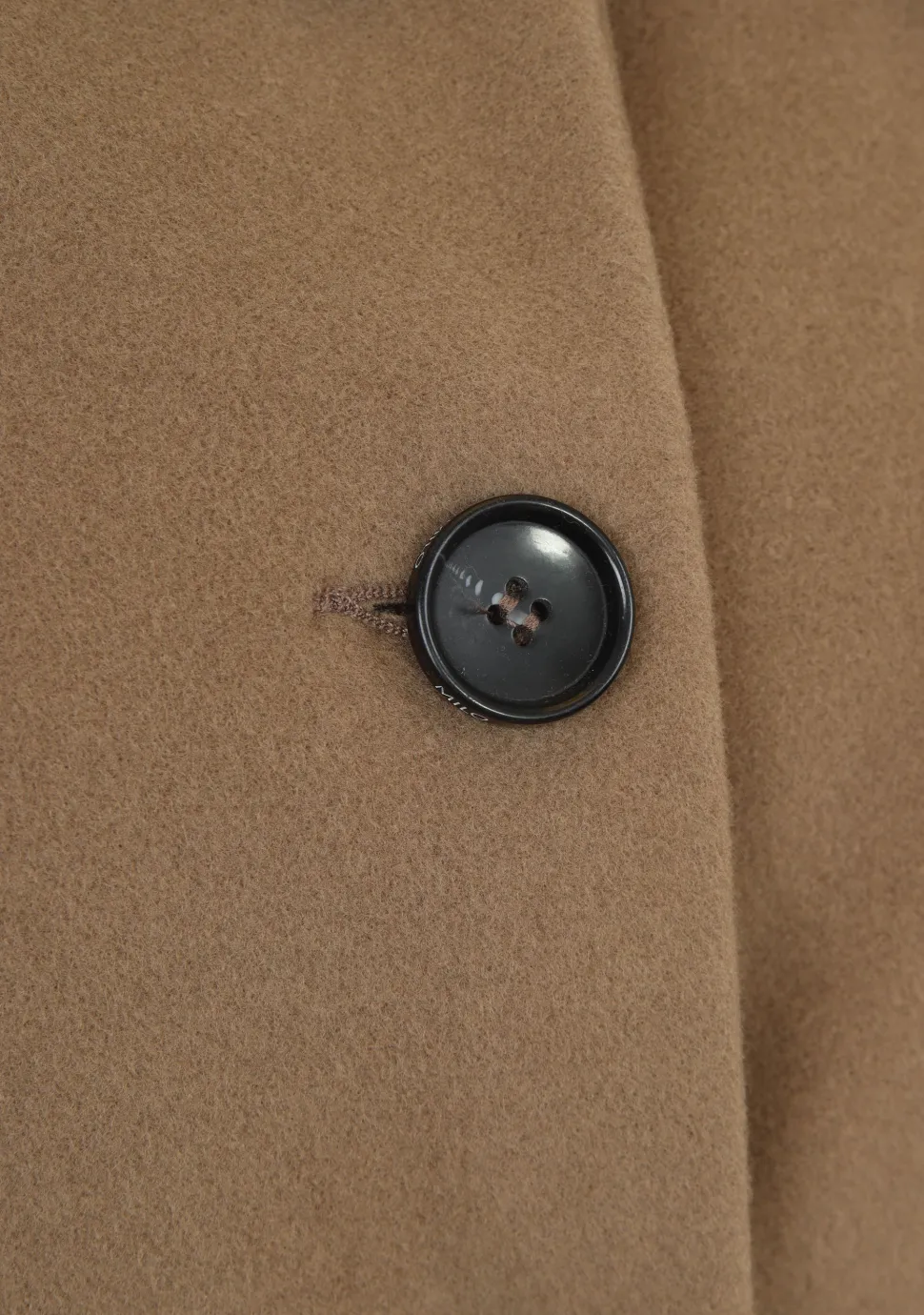 MILO COATS MANTEL