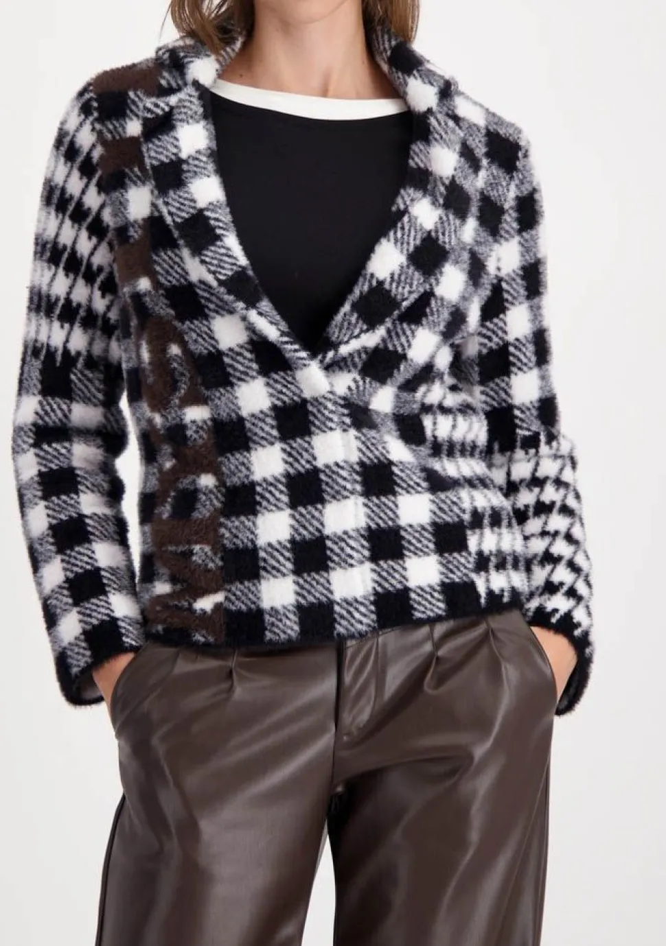 MONARI VEST