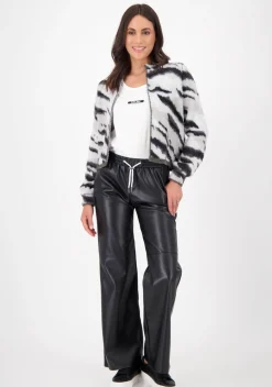 MONARI VEST