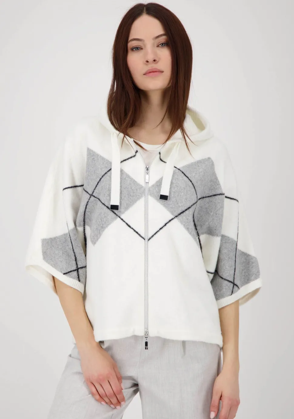MONARI VEST