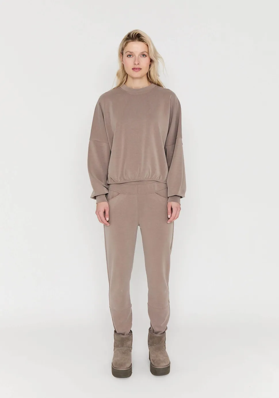 MOSCOW SWEATER