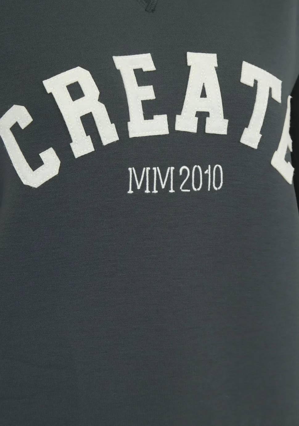 MOSMOSH SWEATER