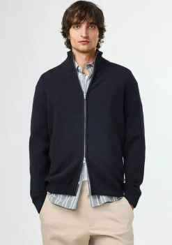 NN07 VEST