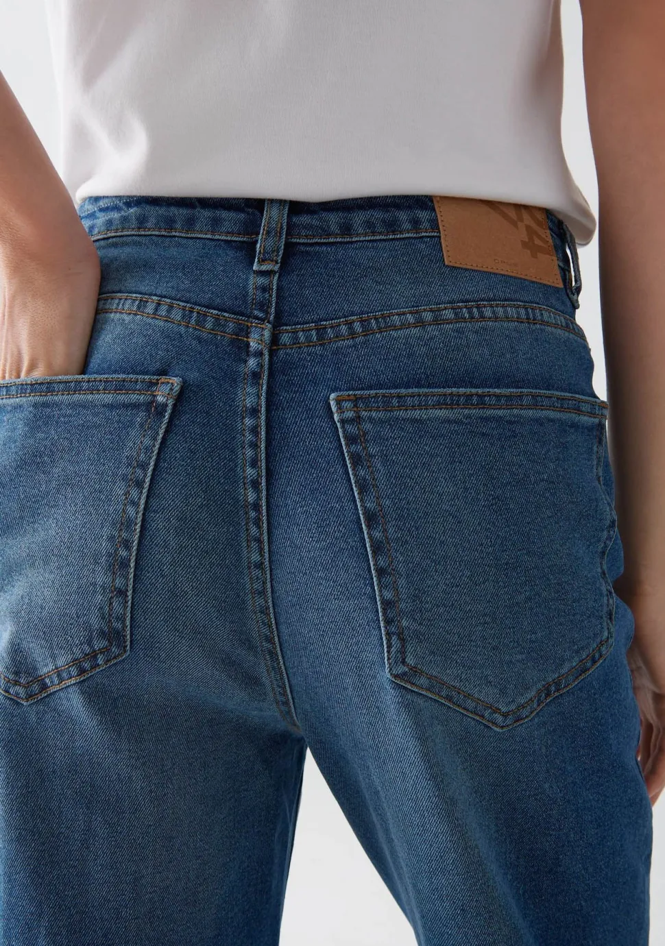 OPUS JEANS