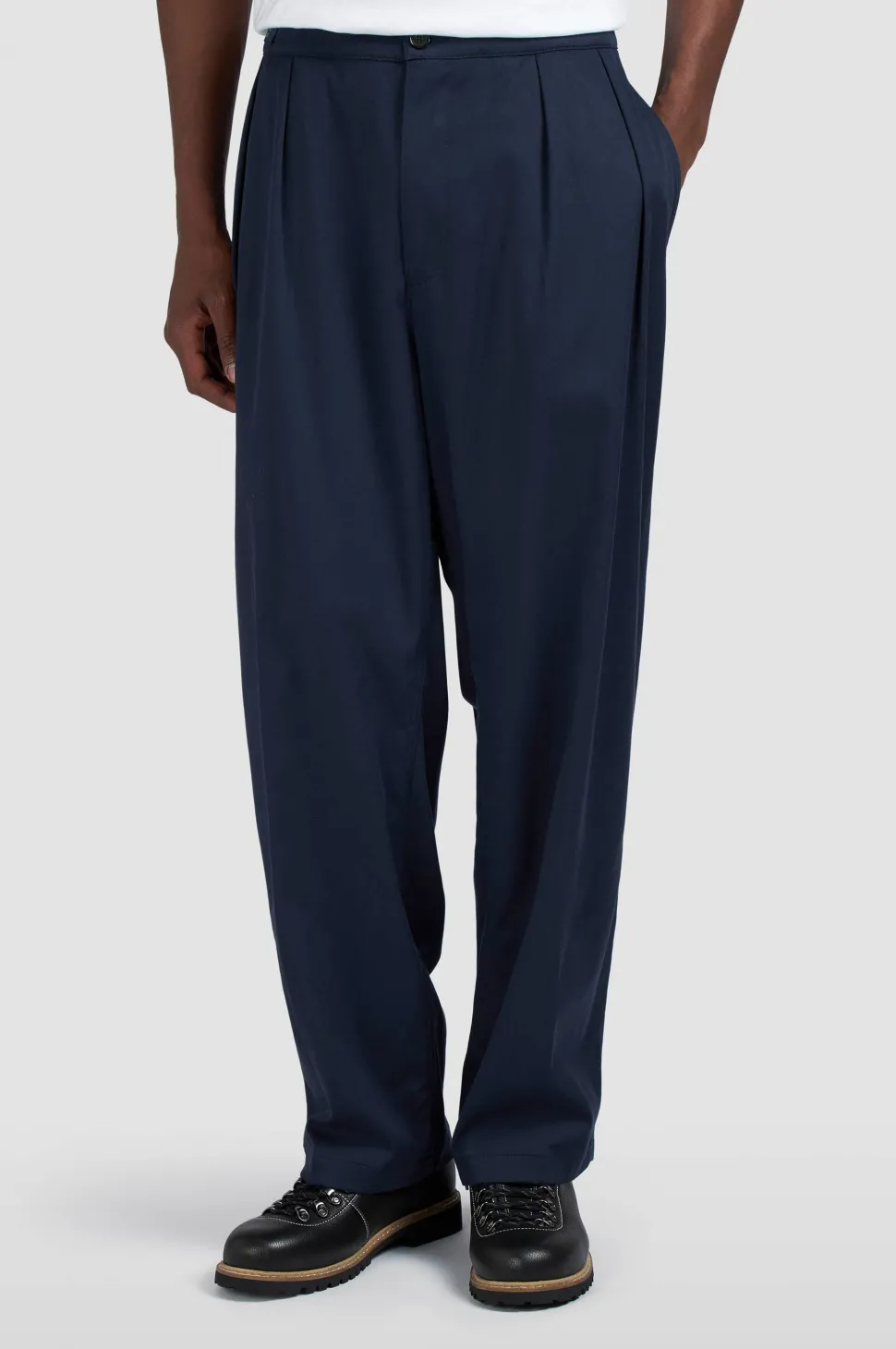 PAUL EN SHARK CHINO