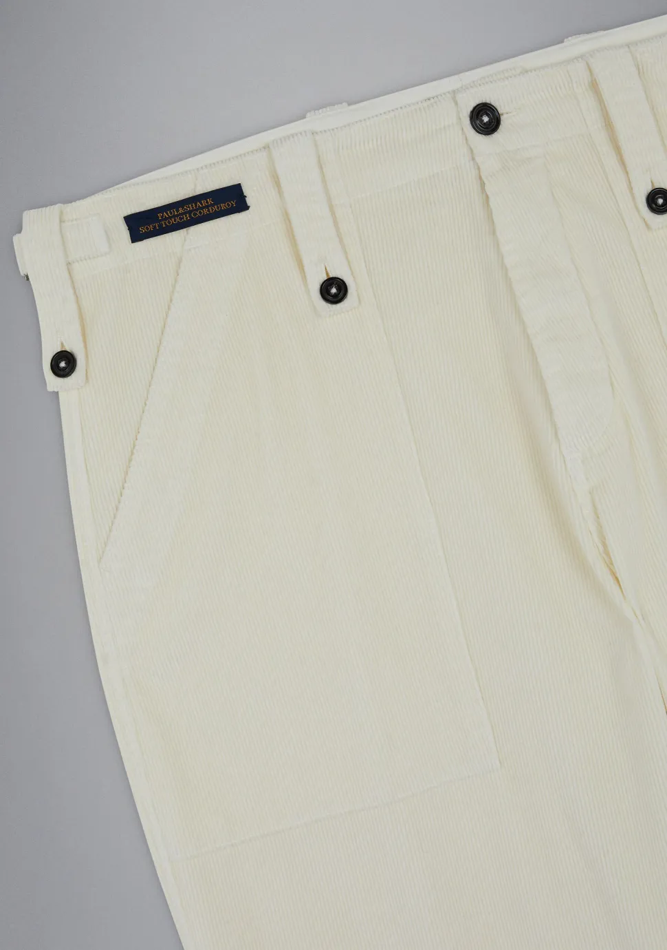 PAUL EN SHARK CHINO