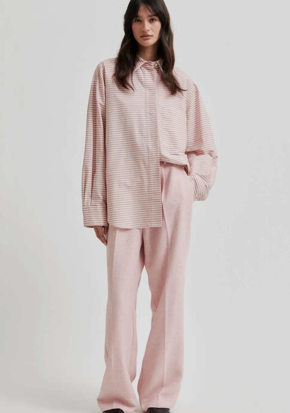 SECOND FEMALE PANTALON