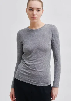 SECOND FEMALE SHIRT