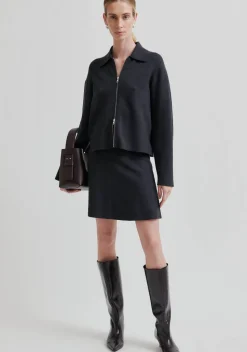 SECOND FEMALE VEST