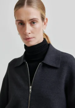 SECOND FEMALE VEST