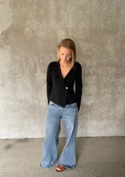 SISTERS POINT BLOUSE