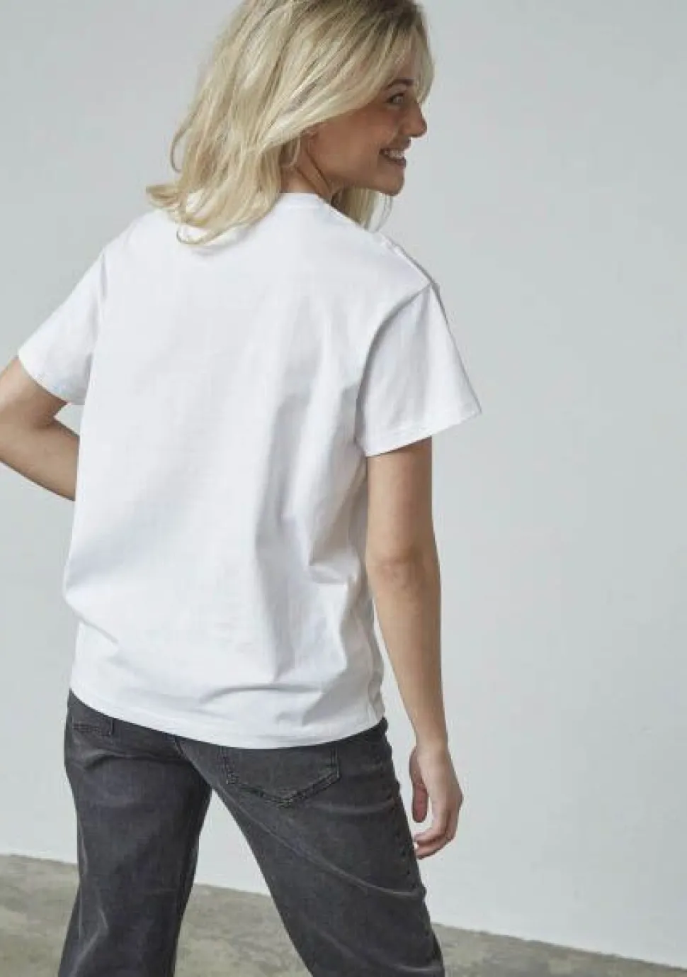 SISTERS POINT SHIRT
