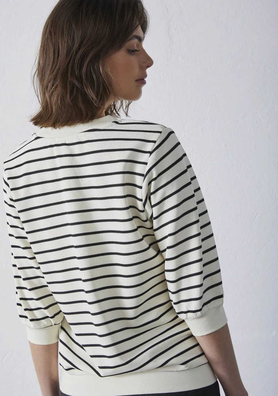 SISTERS POINT SWEATER