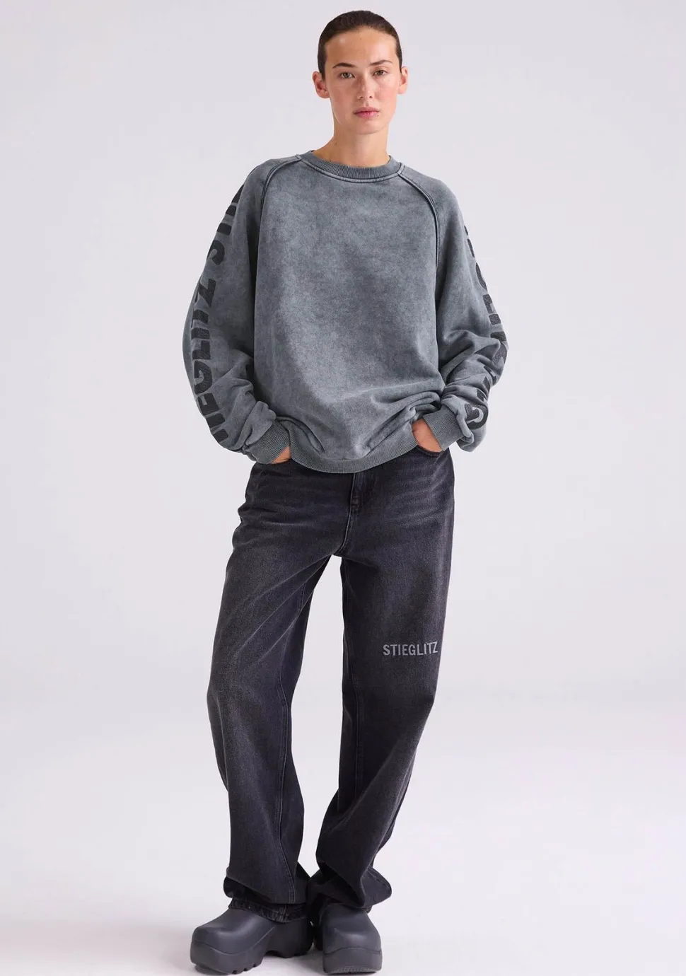 STIEGLITZ SWEATER