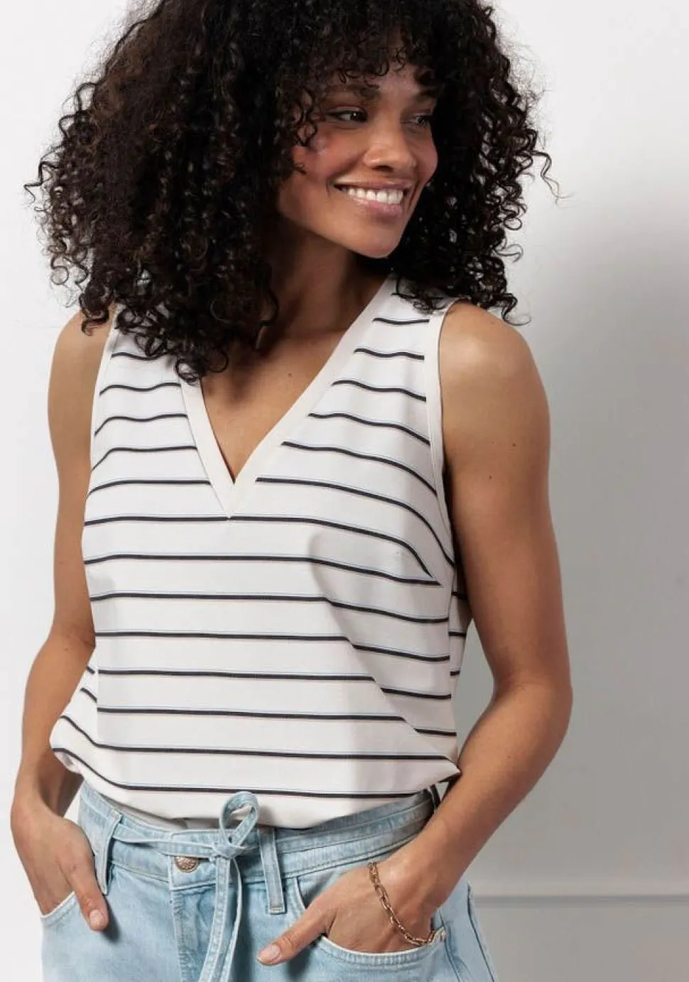 STUDIO ANNELOES TOP