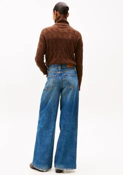 TOMMY HILFIGER JEANS