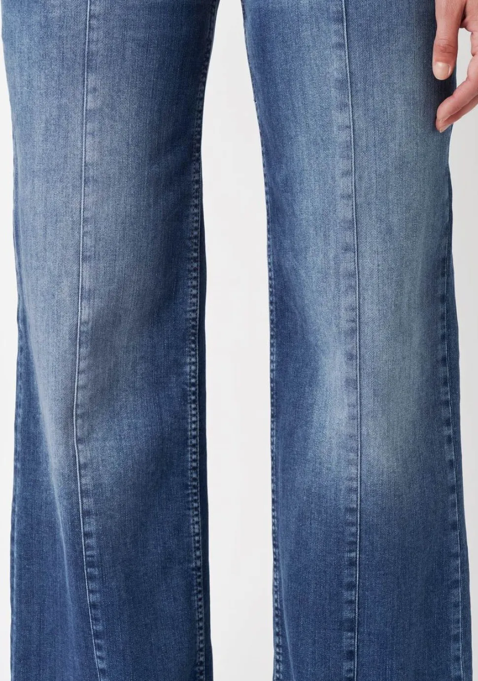 TONI JEANS