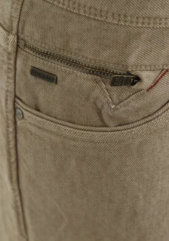 VANGUARD JEANS
