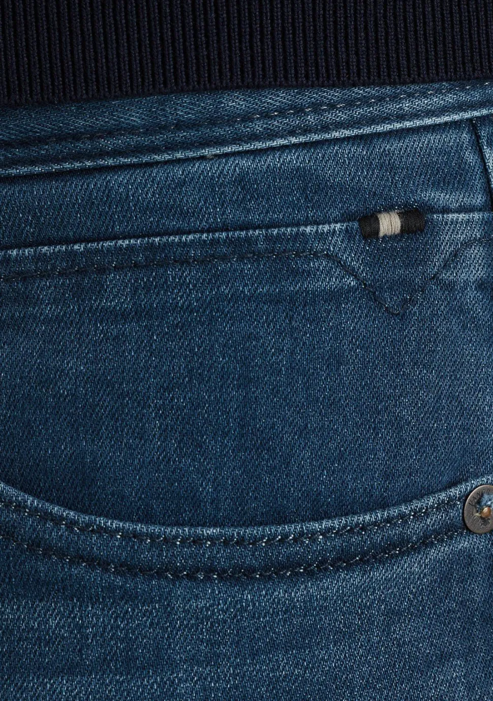 VANGUARD JEANS