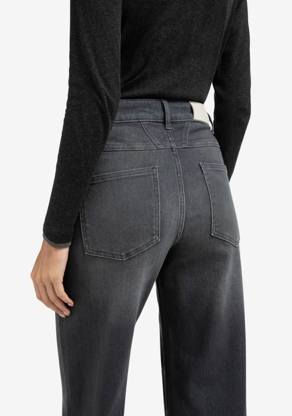 YAYA JEANS
