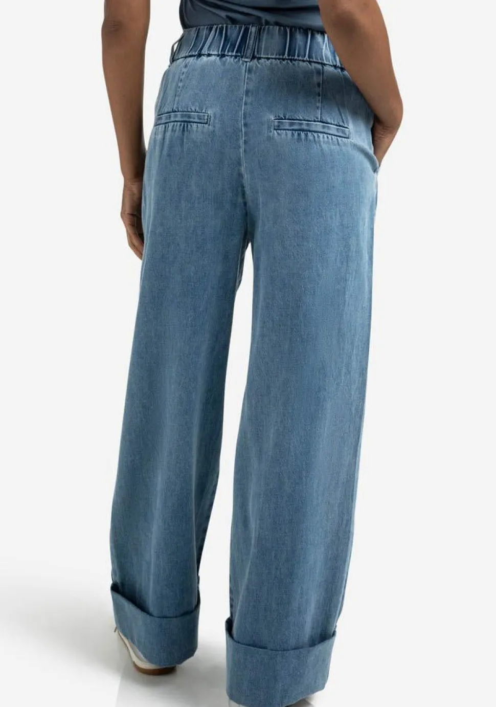 YAYA JEANS
