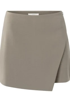 YAYA SHORT